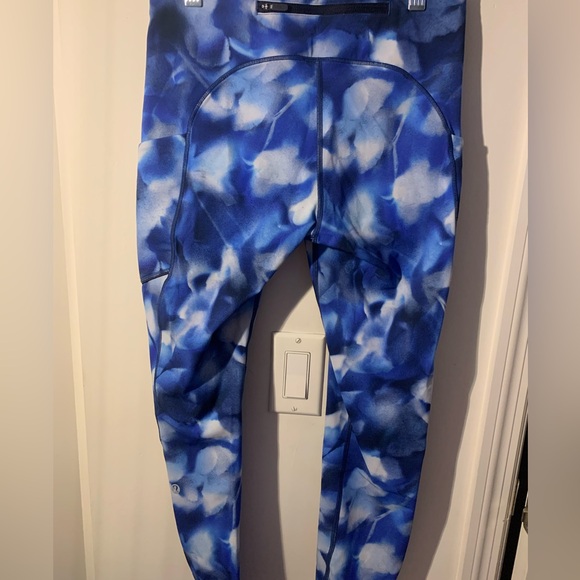 NWOT full length lulu leggings with pockets - Picture 2 of 7